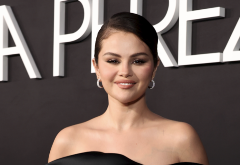 Selena Gomez deslumbra en el estreno de Emilia Perez con los pendientes Divine Enigma de Messika_EMWA