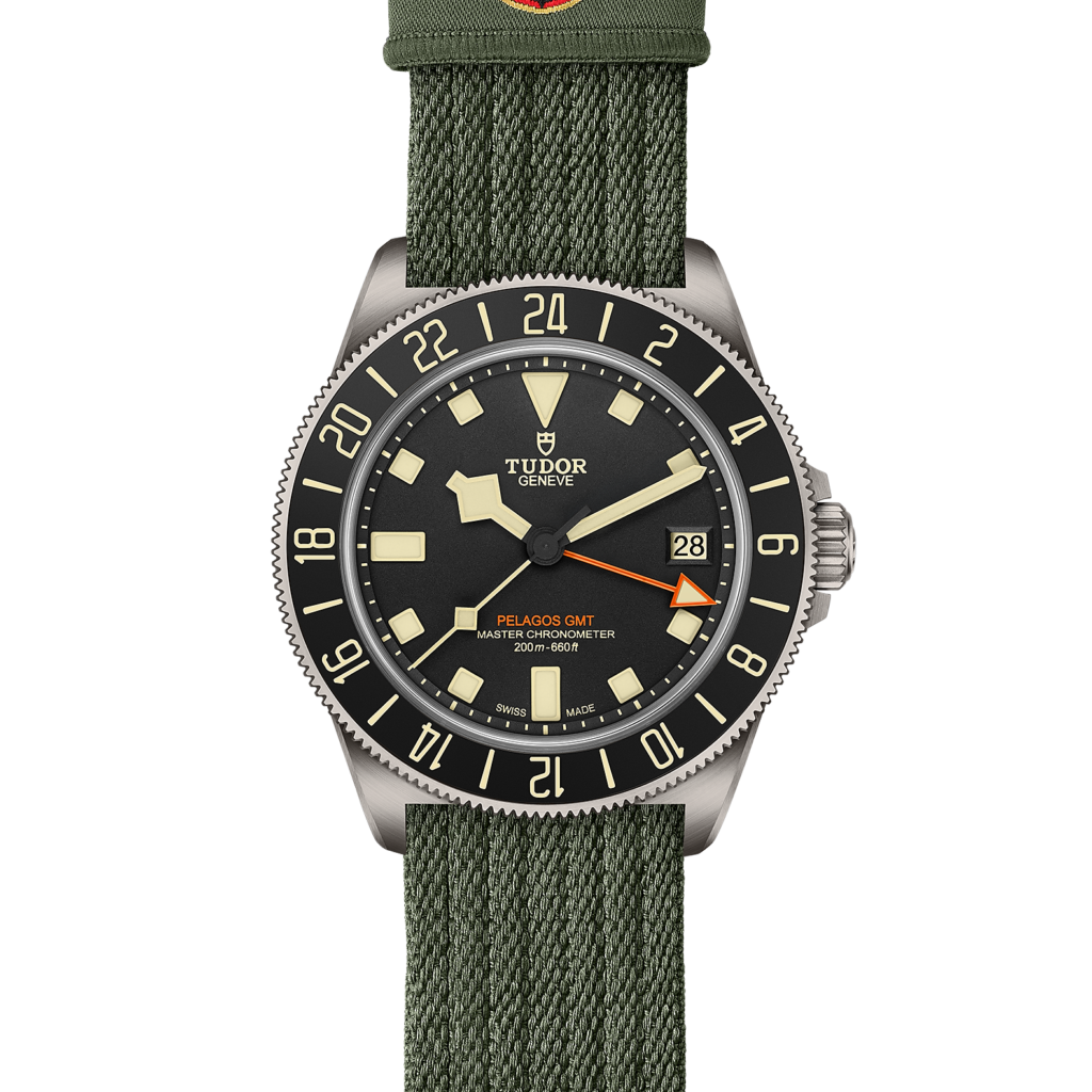 Reloj Tudor Pelagos FXD GMT, Caja de titanio de 42 mm, Correa de tejido verde. Ref: M2542G247NU-0002