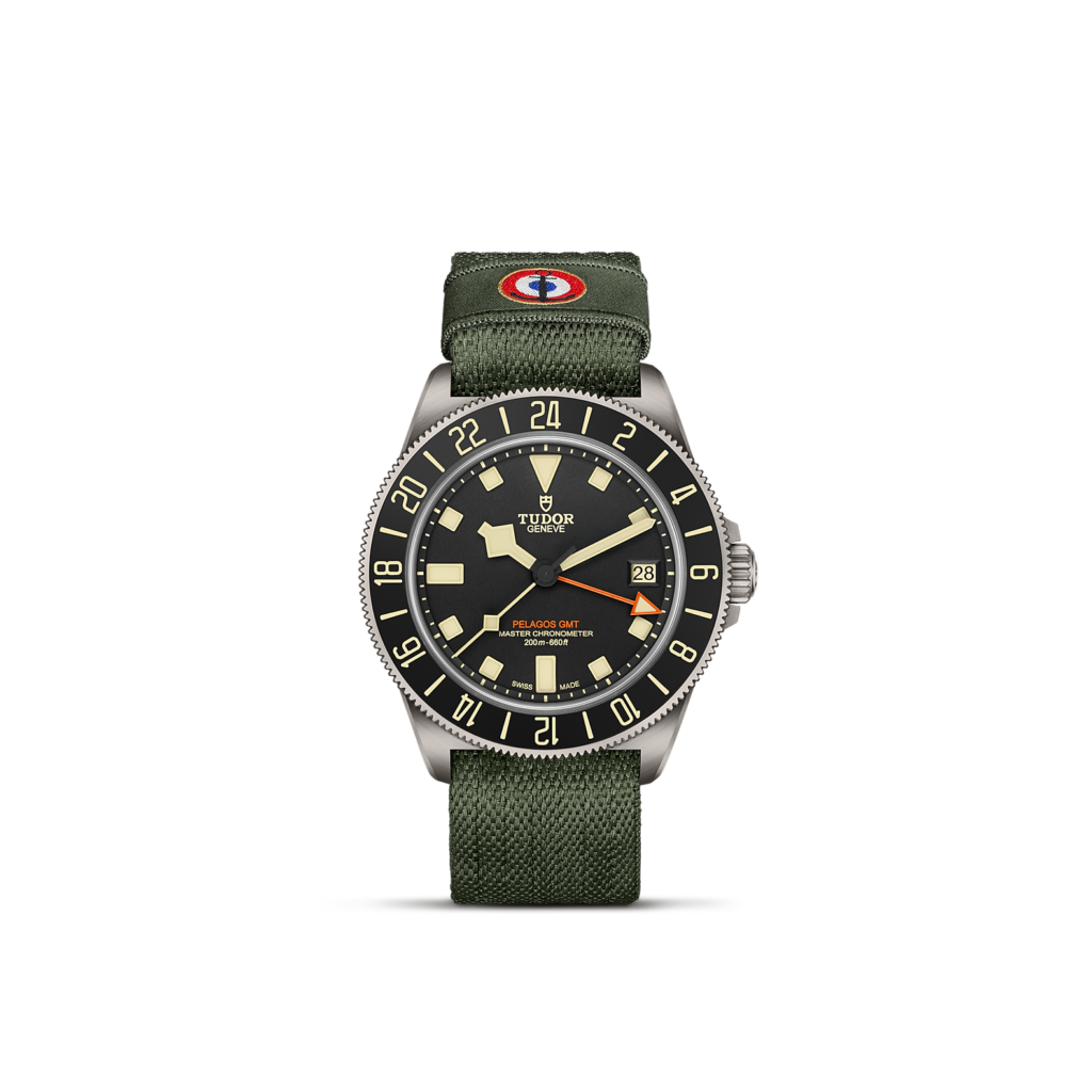 Reloj Tudor Pelagos FXD GMT, Caja de titanio de 42 mm, Correa de tejido verde. Ref: M2542G247NU-0002