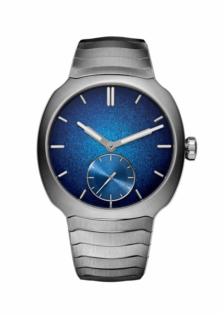 HMoser_6500-1200_Streamliner_Small_Seconds_ST_AquaBlue__SDT_W